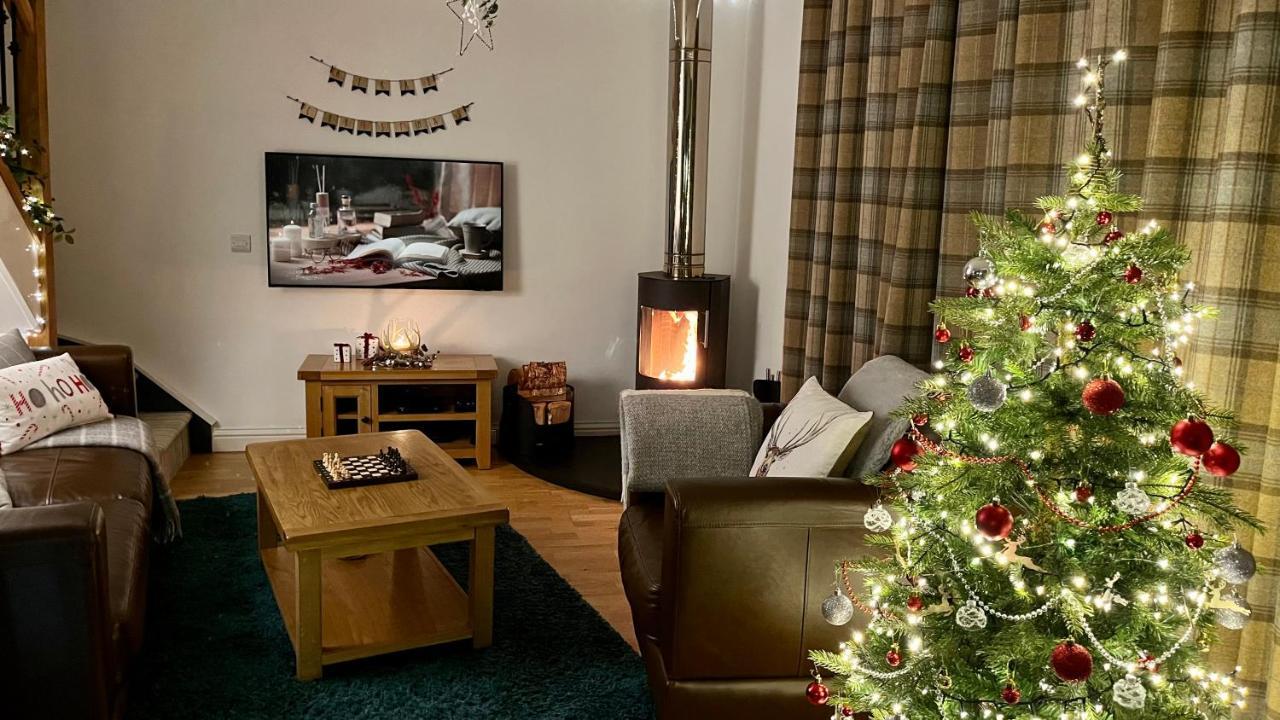 Bluebell Cottage With Hot Tub Ballachulish Extérieur photo